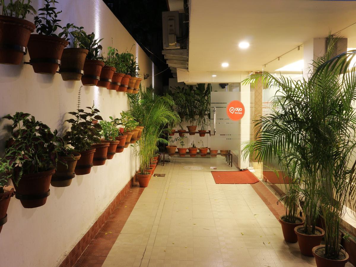Oyo 662 Hotel Comfotel Kalkutta Exterior foto